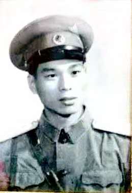 青年时期的唐正中教授